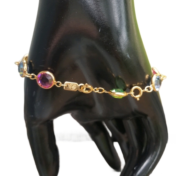 SWAROVSKI 1980s MULTICOLOR BEZEL SET CRYSTAL & GOLDTONE TENNIS BRACELET - Picture 3 of 6